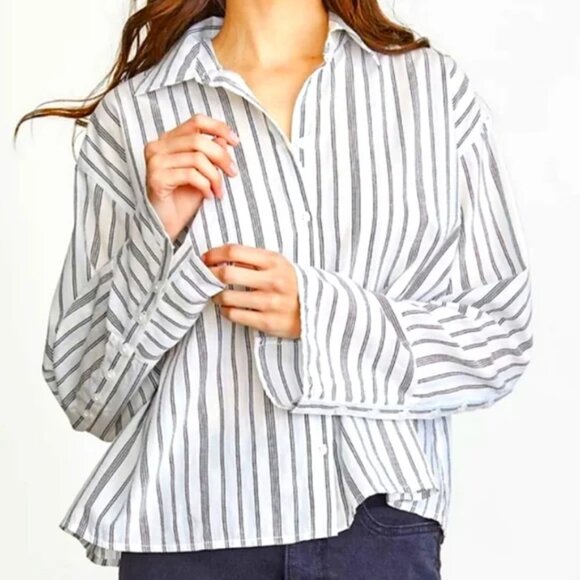 Elizabeth and James striped button down SMALL - Picture 1 of 8